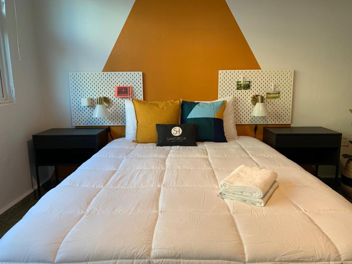 Santurcia Hostel (Adults Only) Сан-Хуан Экстерьер фото