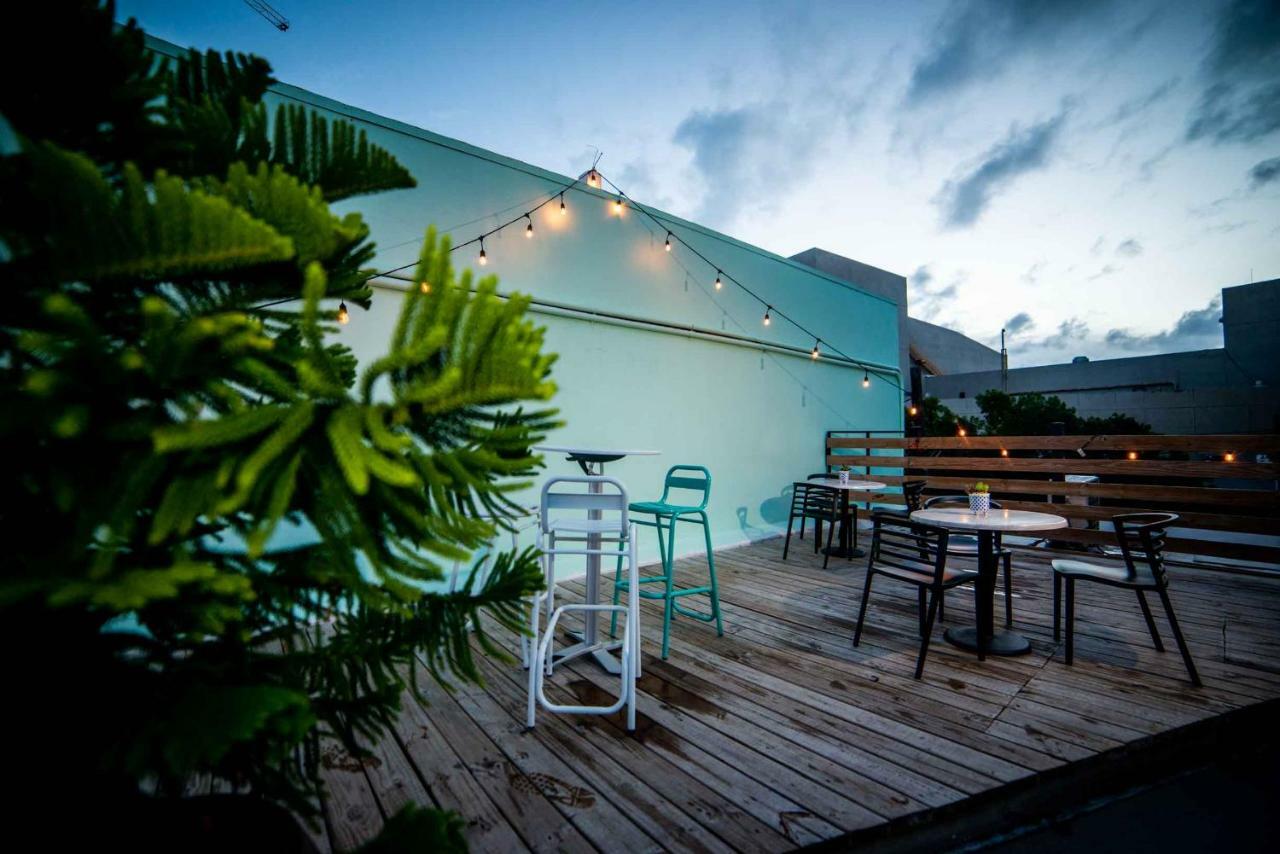 Santurcia Hostel (Adults Only) Сан-Хуан Экстерьер фото